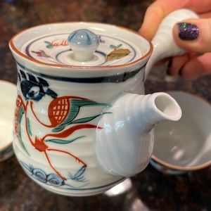 Beautiful Asian Tea or Saki Set